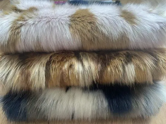 Strisce di pelliccia e colli di pelliccia Esyl